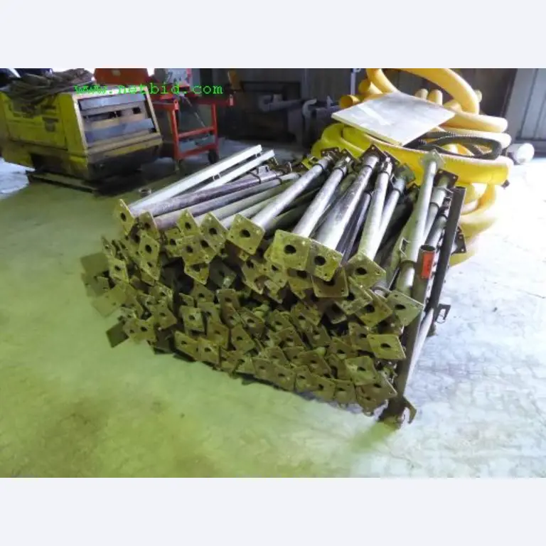 Máquinas de construção, veículos utilitários, reboques, material de cofragem e outras ferramentas manuais<br>-1