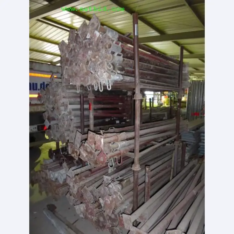 Máquinas de construção, veículos utilitários, reboques, material de cofragem e outras ferramentas manuais<br>-7