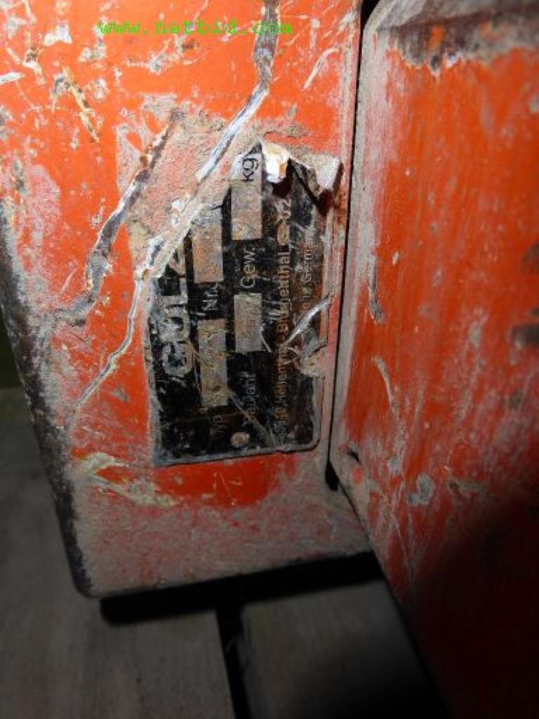 Construction machinery, utility vehicles, formwork material and miscellaneous hand tools <br>-4