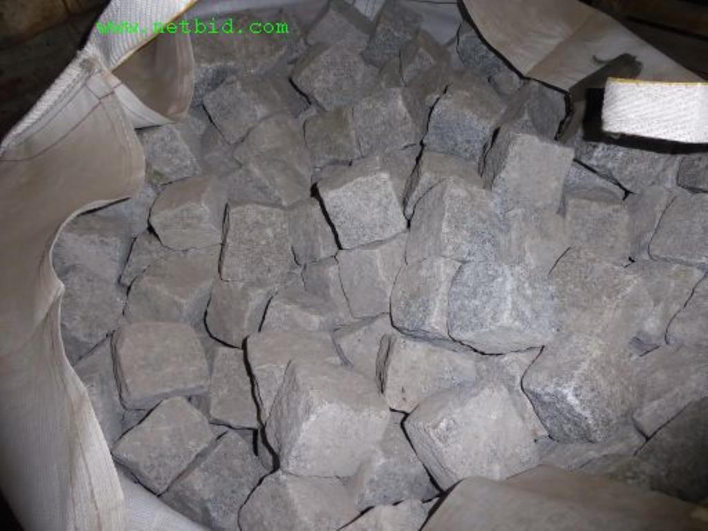 Máquinas de construção, veículos utilitários, reboques, material de cofragem e outras ferramentas manuais<br>-2