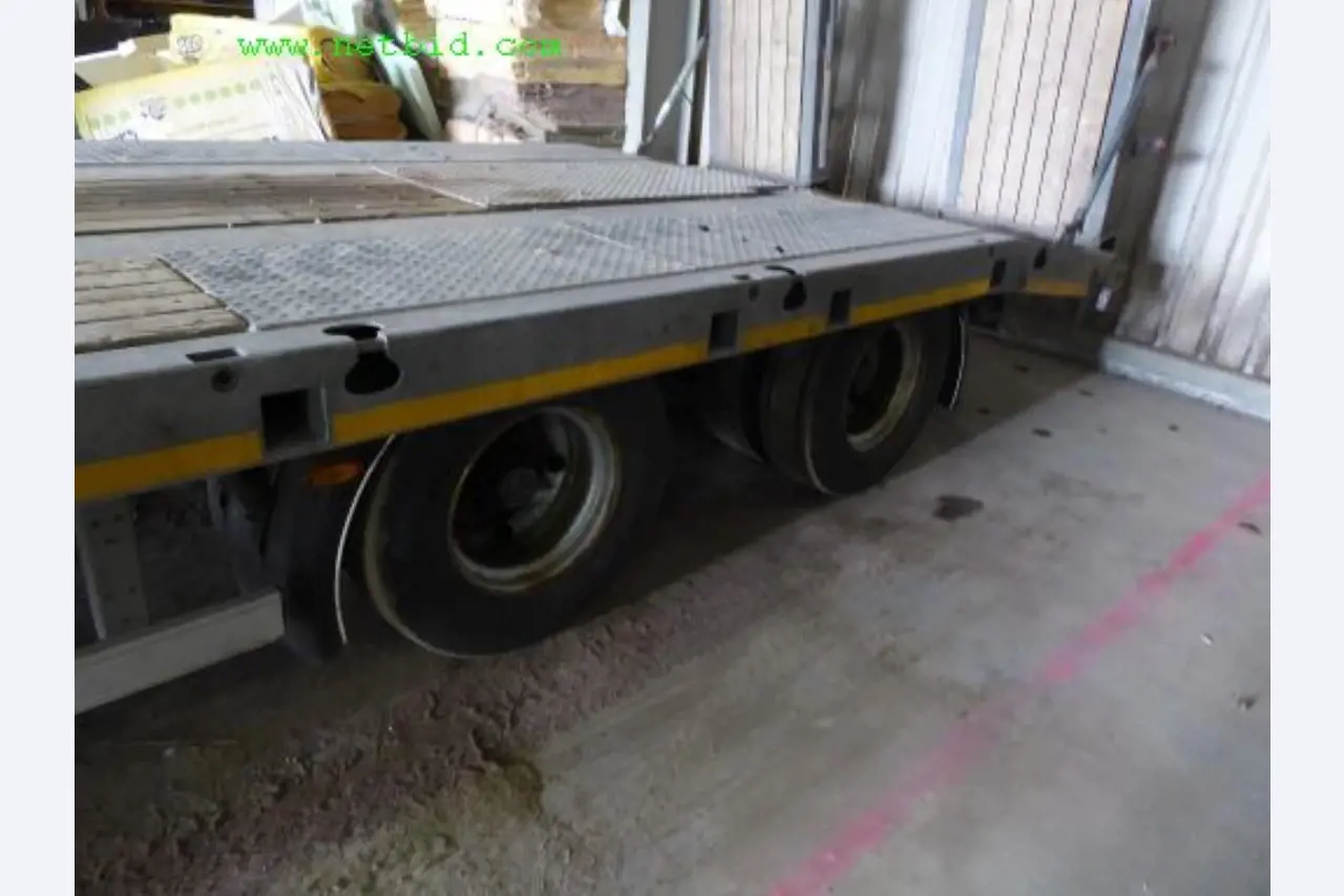 Máquinas de construção, veículos utilitários, reboques, material de cofragem e outras ferramentas manuais<br>-5