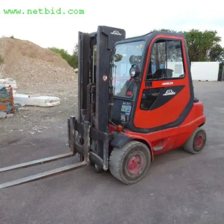 Diesel four-wheel forklift - later release Linde H30D