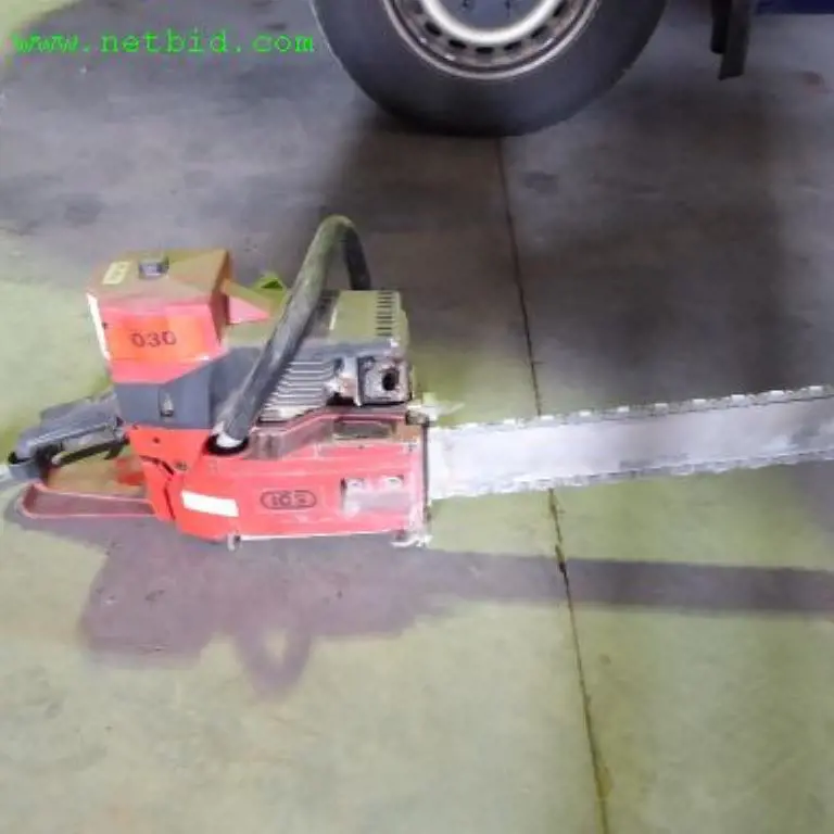 Concrete chain saw ICS 633GC