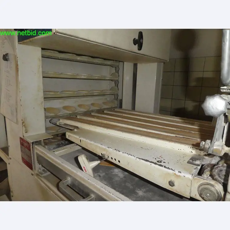 Operativna in pisarniška oprema pekarne-4