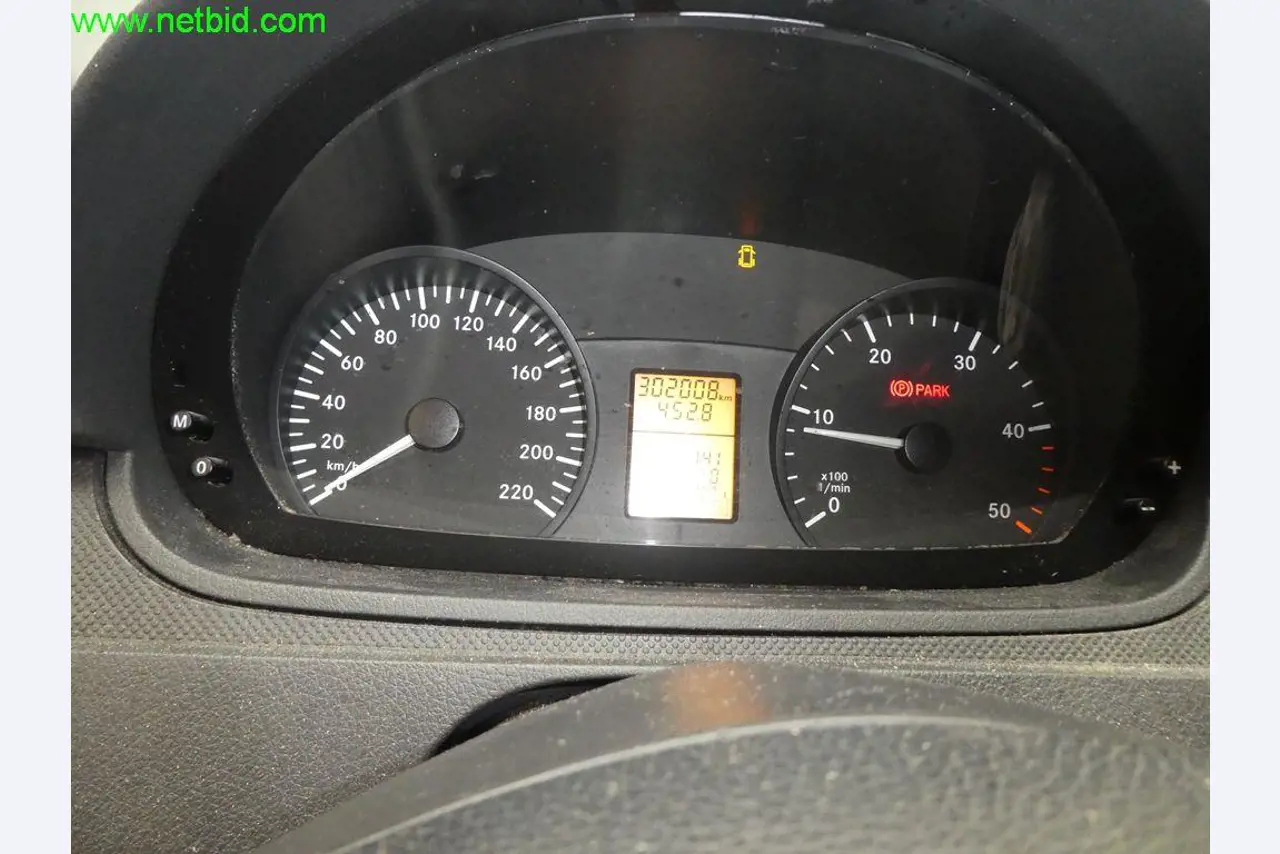 Betriebs- und Geschäftsausstattung einer Bäckerei-11