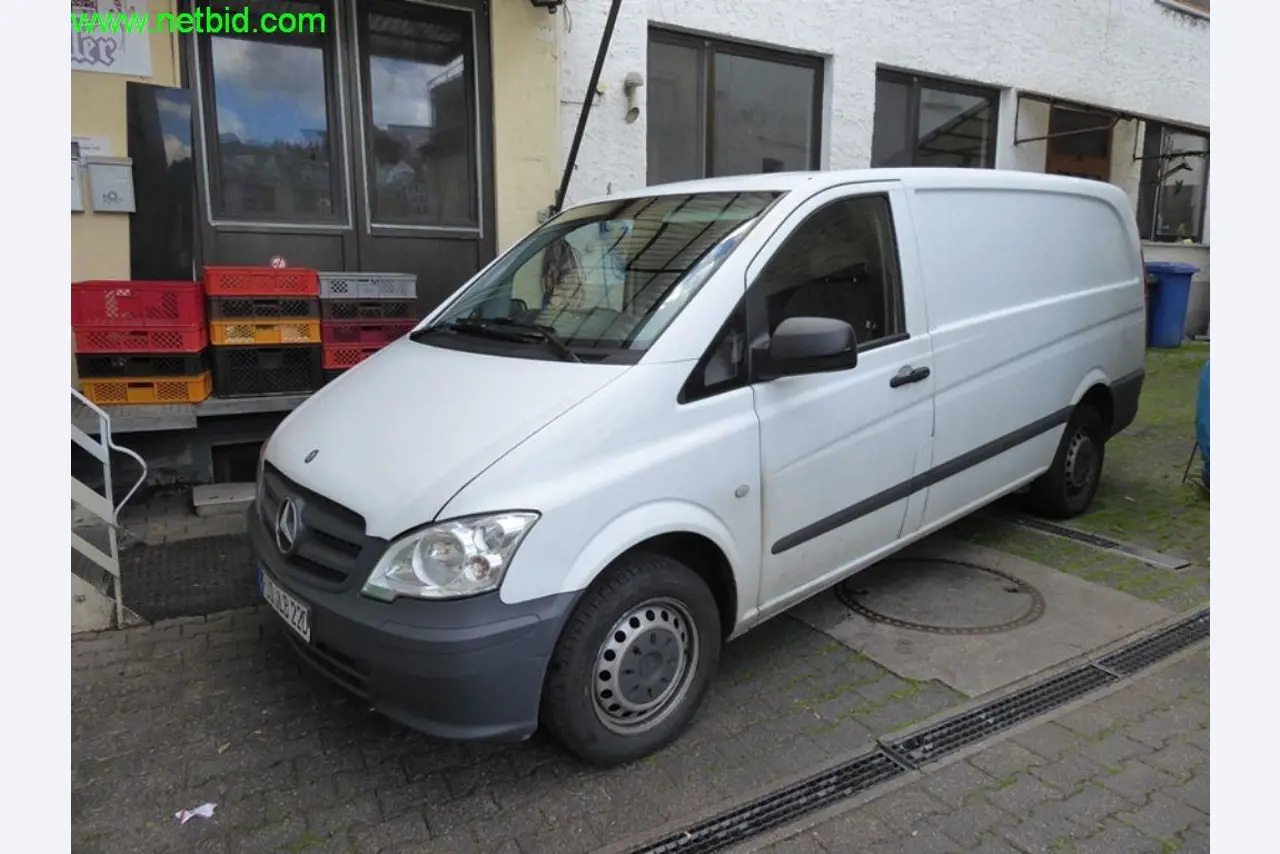 Betriebs- und Geschäftsausstattung einer Bäckerei-1