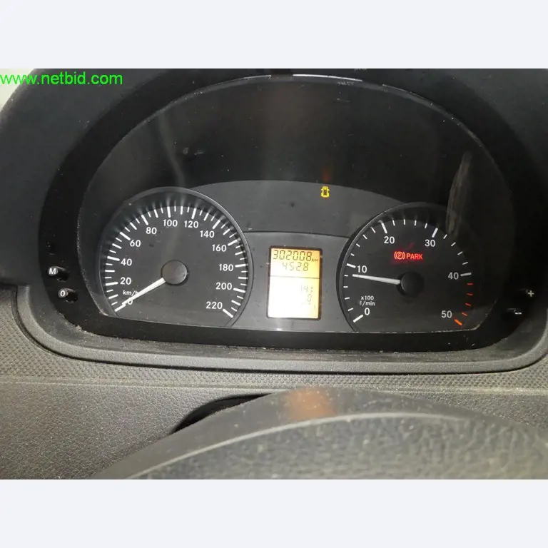 Betriebs- und Geschäftsausstattung einer Bäckerei-23