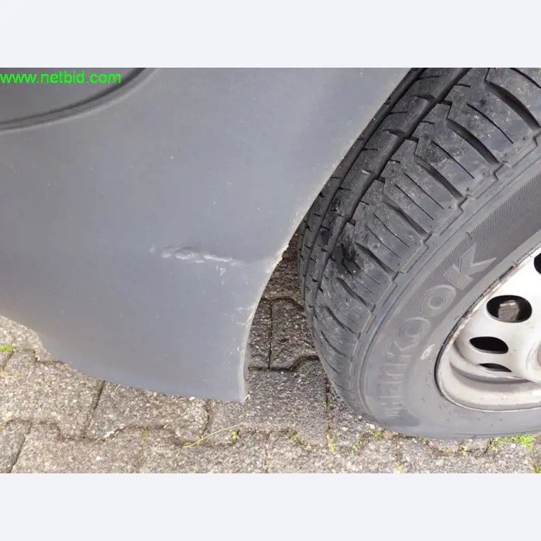 Betriebs- und Geschäftsausstattung einer Bäckerei-26