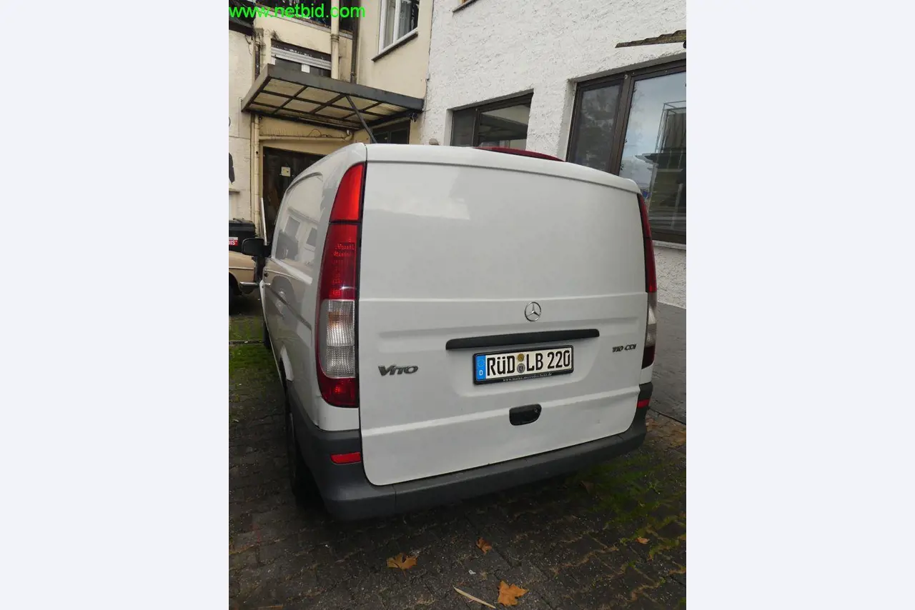 Betriebs- und Geschäftsausstattung einer Bäckerei-6