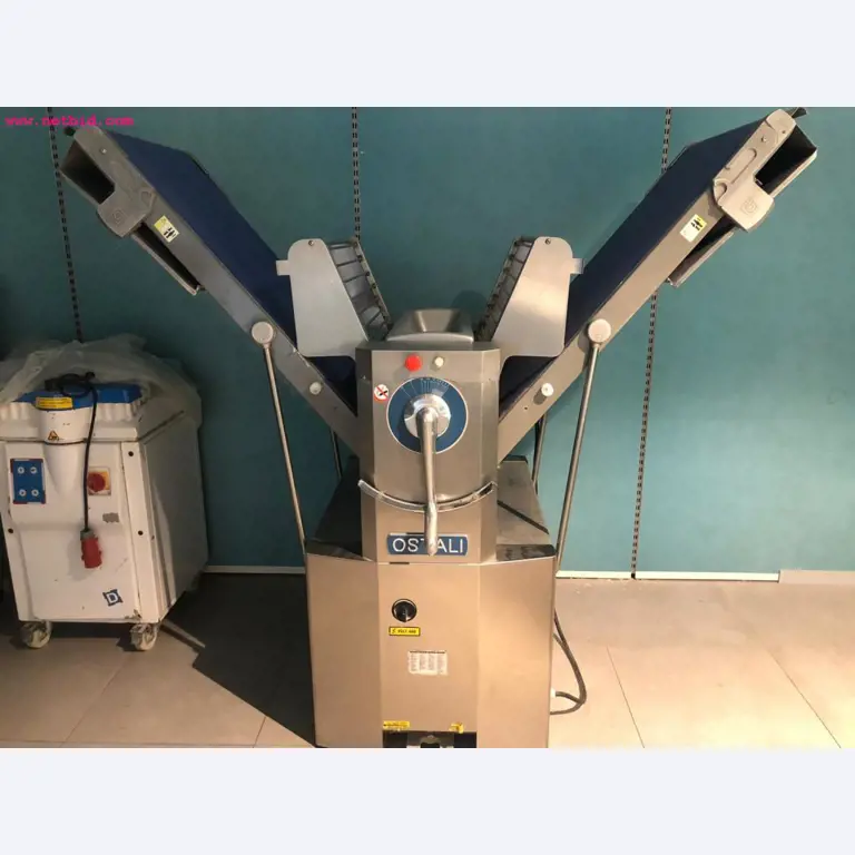 equipment of a restaurant<br>-1