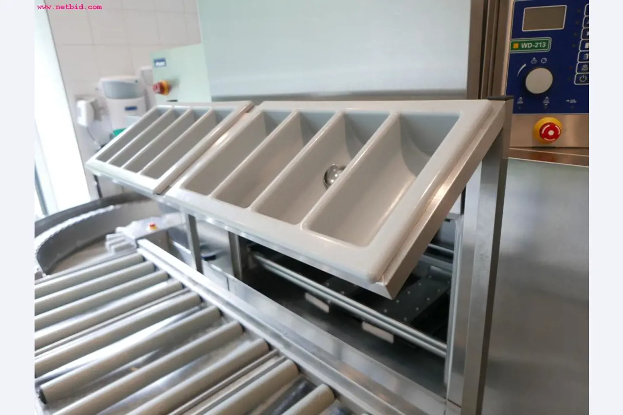 equipment of a restaurant<br>-6