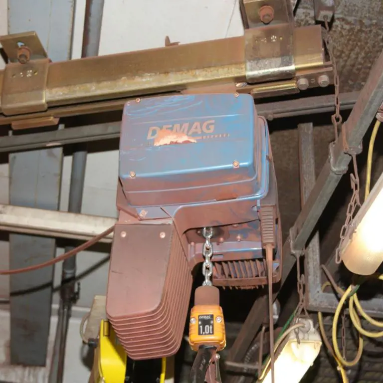 underslung crane system Demag