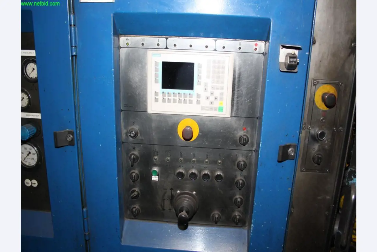 Europes leading foundry in machine casting for hot gas-carrying parts -19