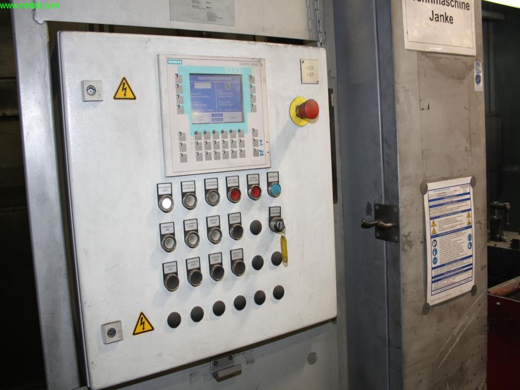 Europes leading foundry in machine casting for hot gas-carrying parts -18