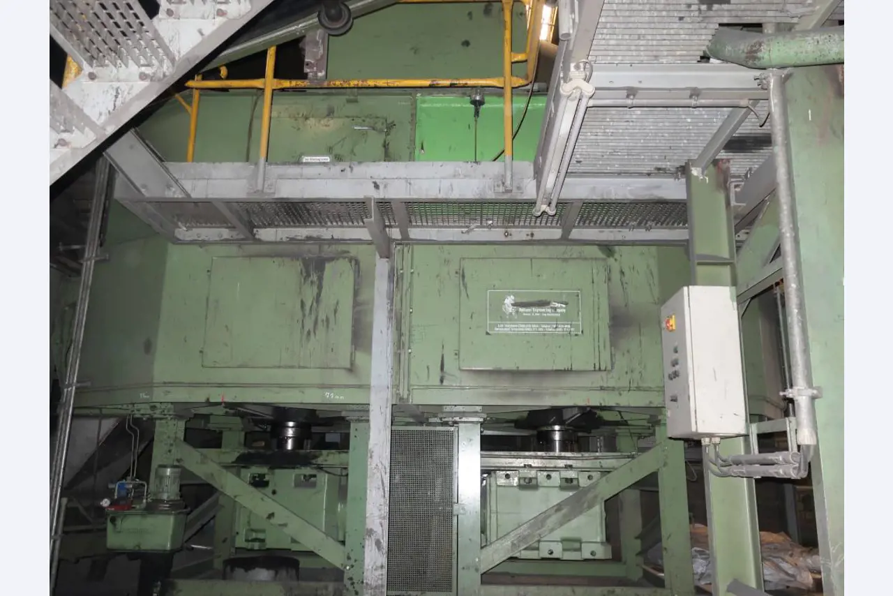 Europes leading foundry in machine casting for hot gas-carrying parts -2