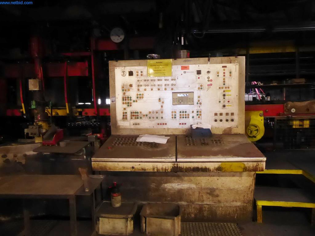 Maschinen aus dem Bereich Gießtechnik-10