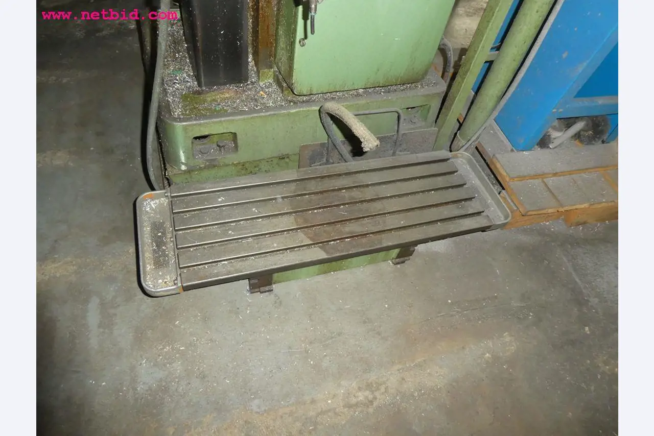 Machines d'usinage, de soudage, outils manuels et autres biens d'équipement-10