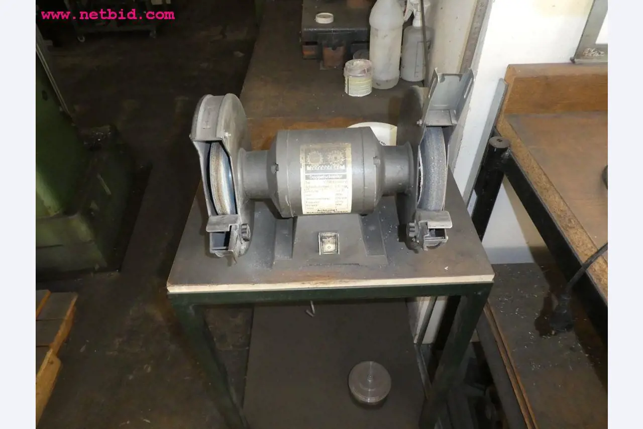 Machines d'usinage, de soudage, outils manuels et autres biens d'équipement-9