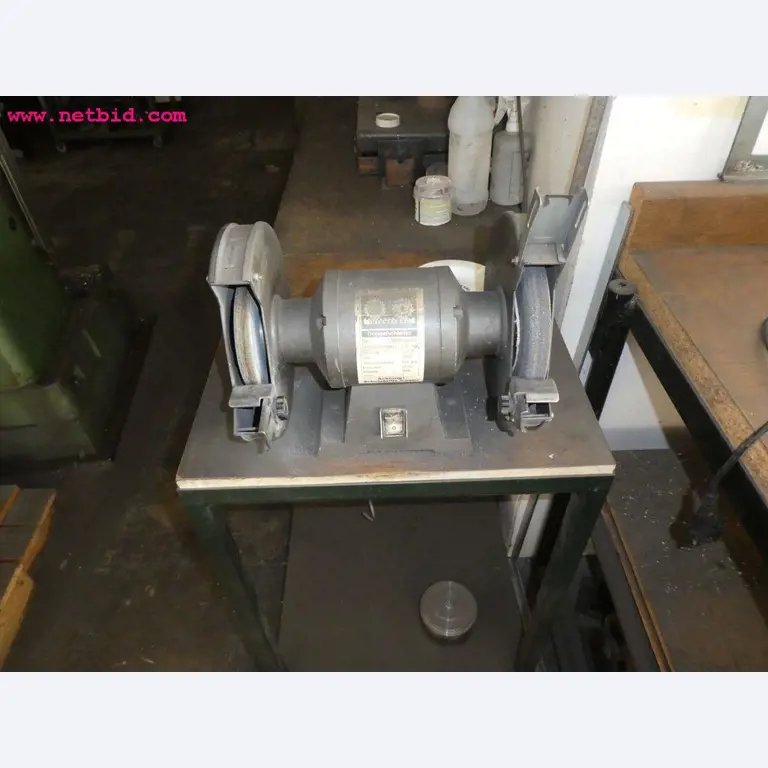 Machines d'usinage, de soudage, outils manuels et autres biens d'équipement-9