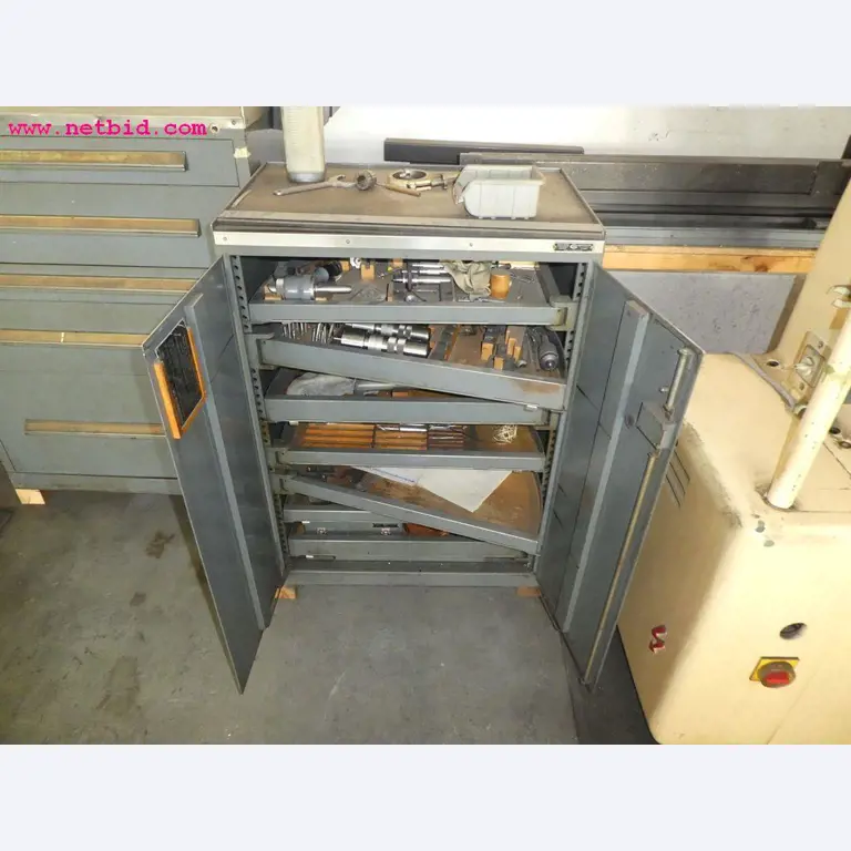 chipping and welding machines as well as welding devices, hand tools and further equipment -6