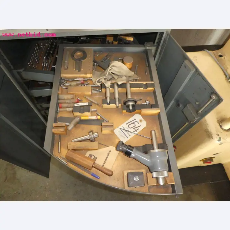 chipping and welding machines as well as welding devices, hand tools and further equipment -7