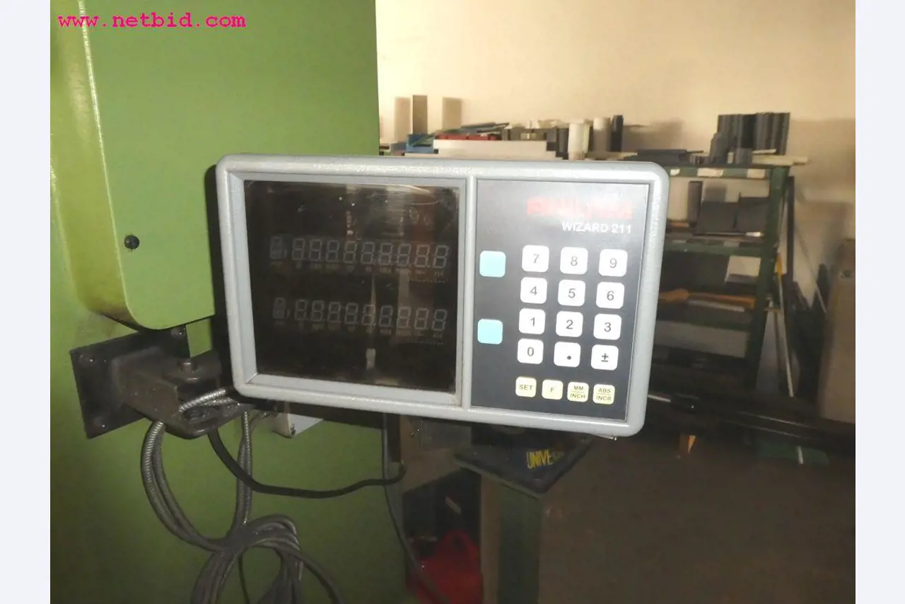 chipping and welding machines as well as welding devices, hand tools and further equipment -3