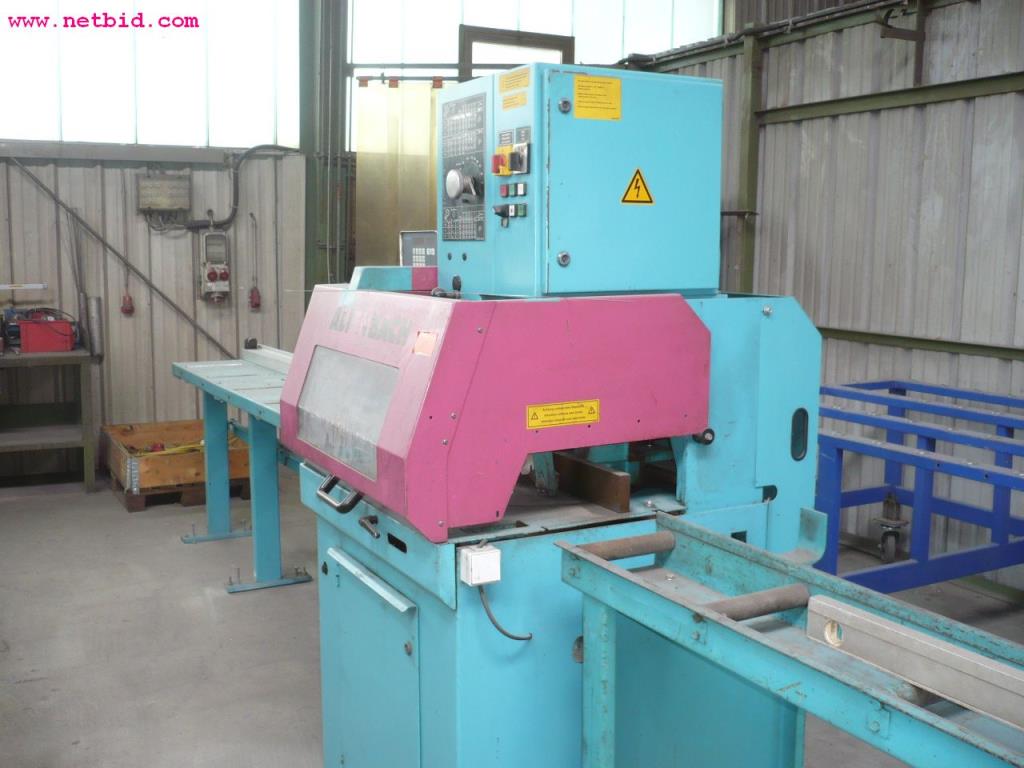 well maintained machinery for sheet metal working-2