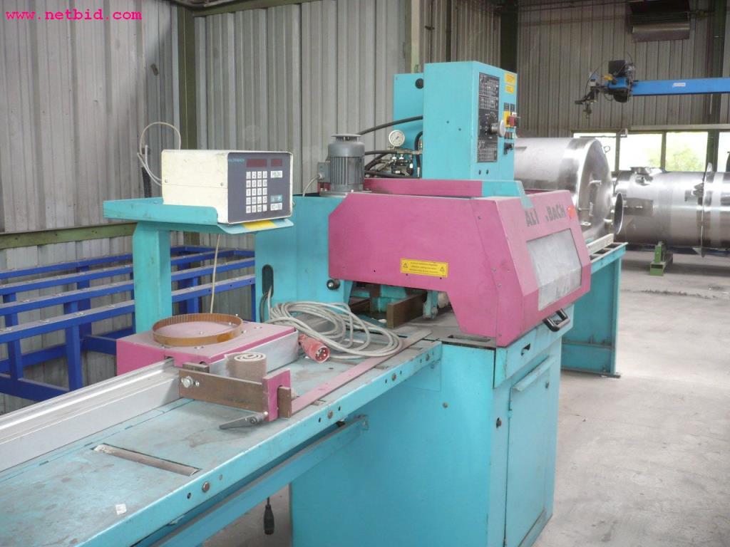 well maintained machinery for sheet metal working-3