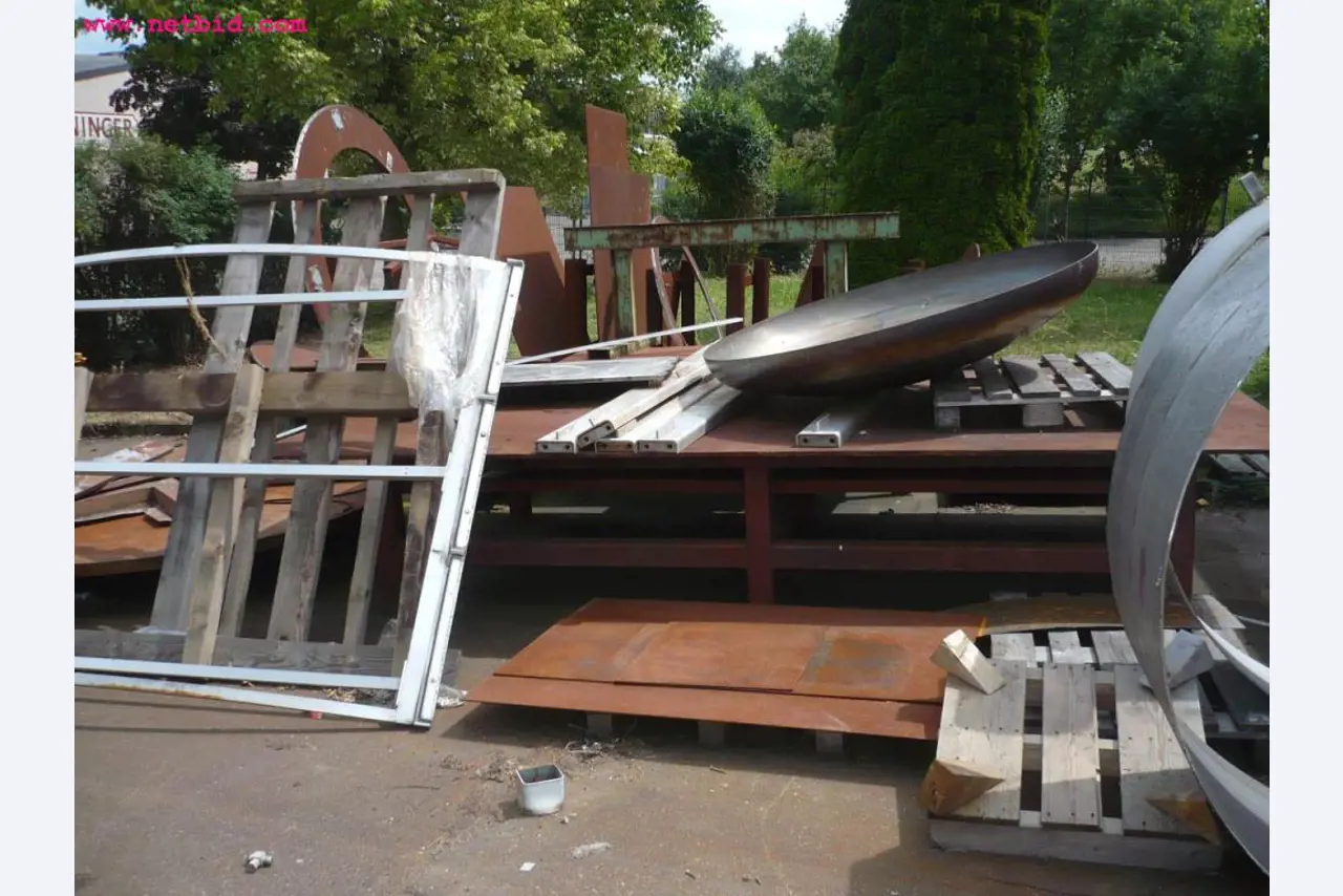 well maintained machinery for sheet metal working-4