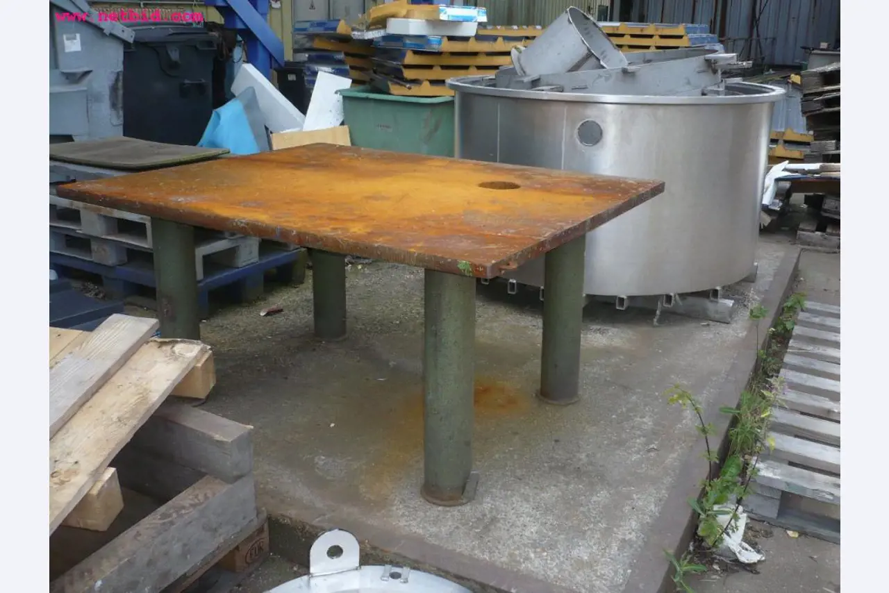 well maintained machinery for sheet metal working-5