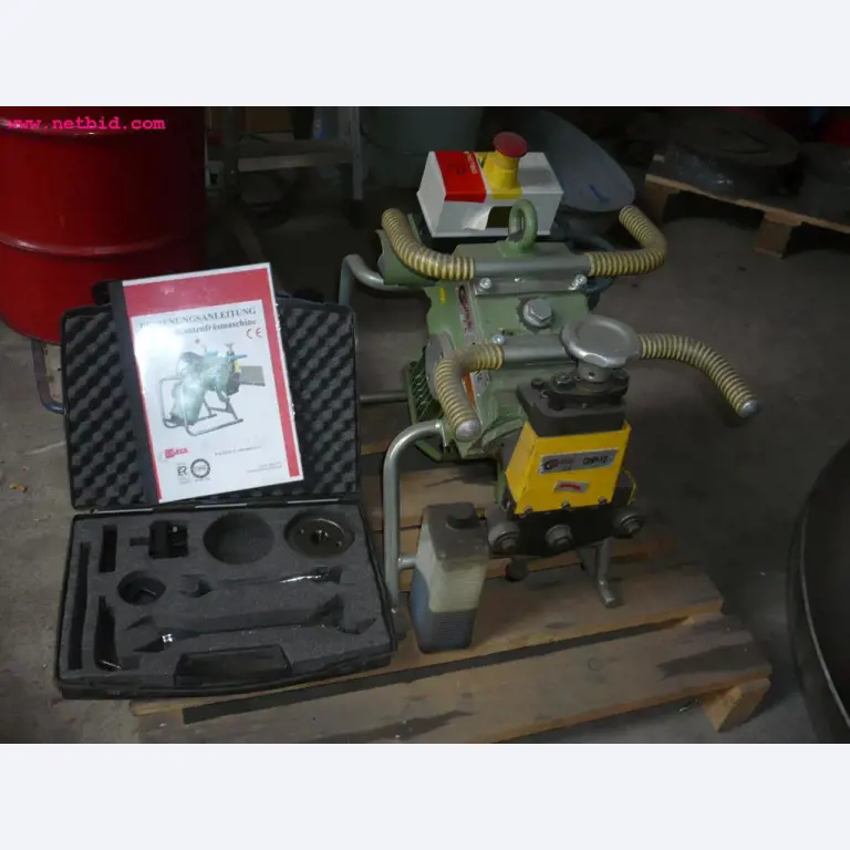 well maintained machinery for sheet metal working-1