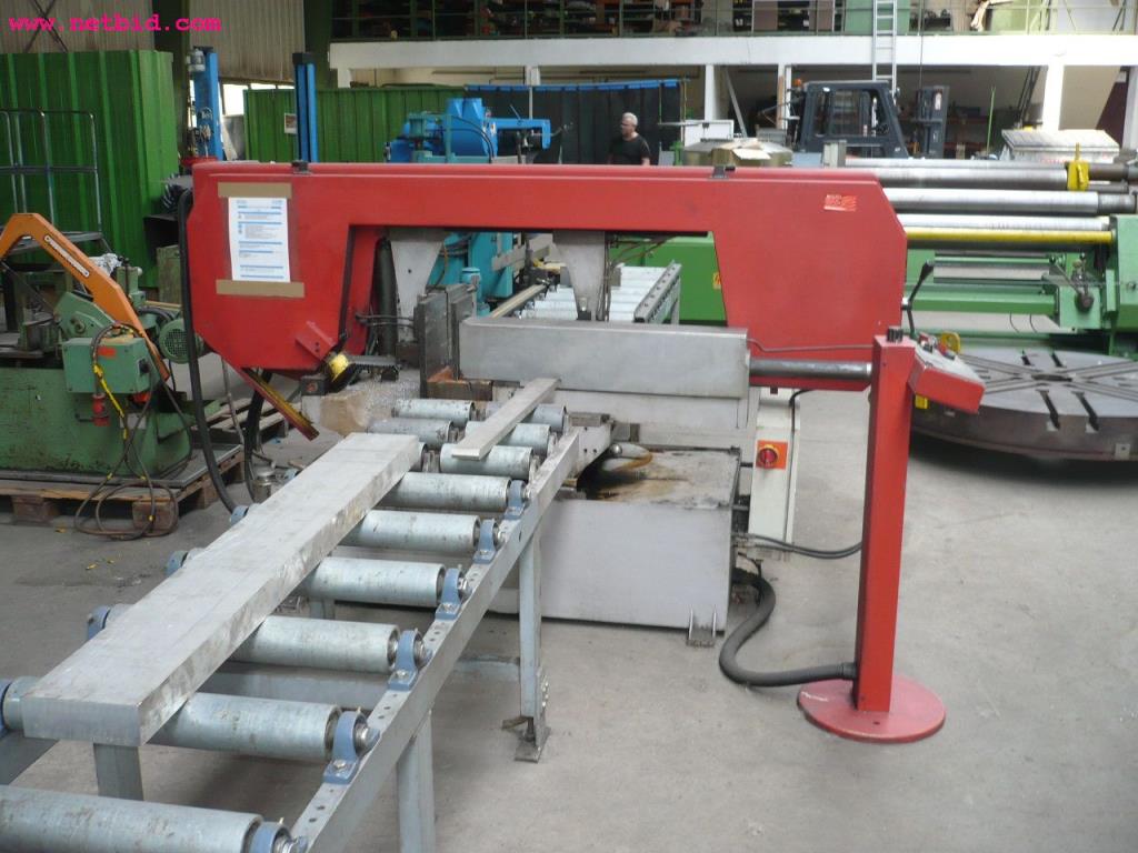 well maintained machinery for sheet metal working-2
