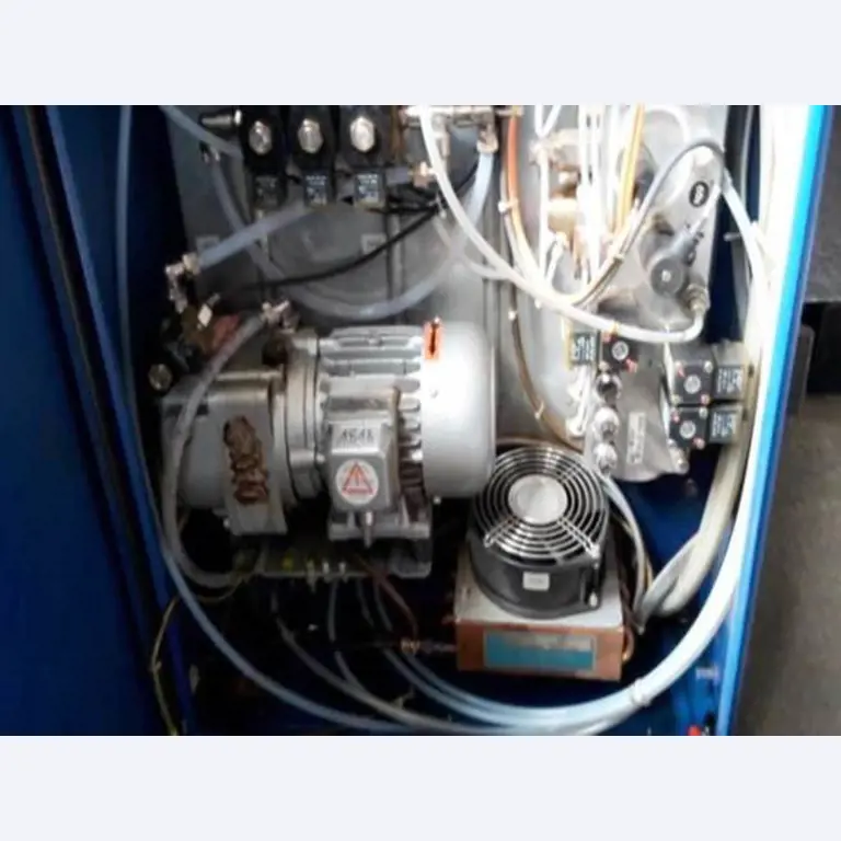 well maintained machinery for sheet metal working-1