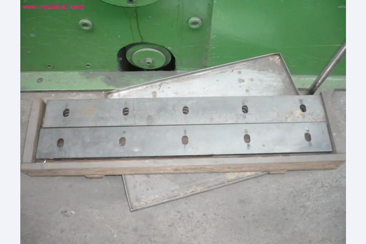 Maschinen und Anlagen zur Blechbearbeitung-4