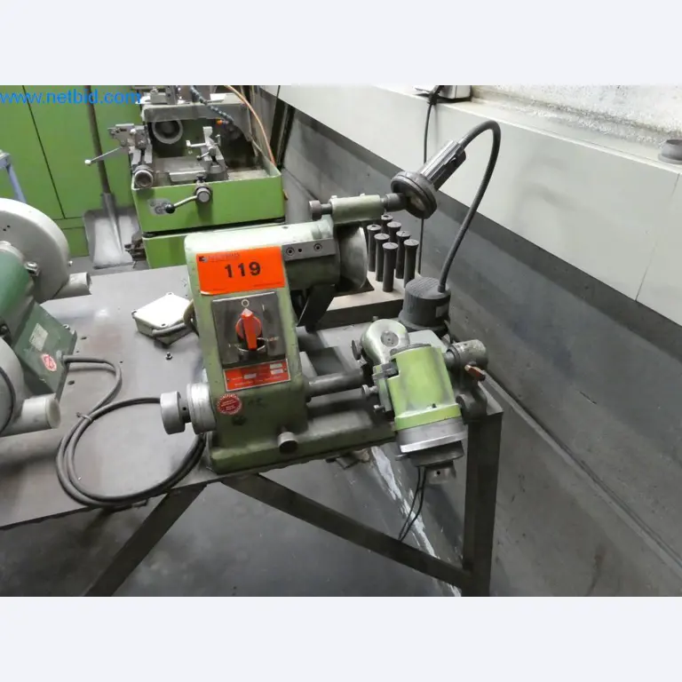 Gepflegte Maschinen sowie die Betriebs- und Geschäftsausstattung aus dem Bereich Werkzeugbau / Metallbearbeitung-2