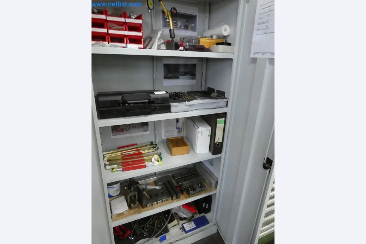 Dobro vzdrževani stroji ter delovna in pisarniška oprema iz sektorja orodjarstva/obdelave kovin-2