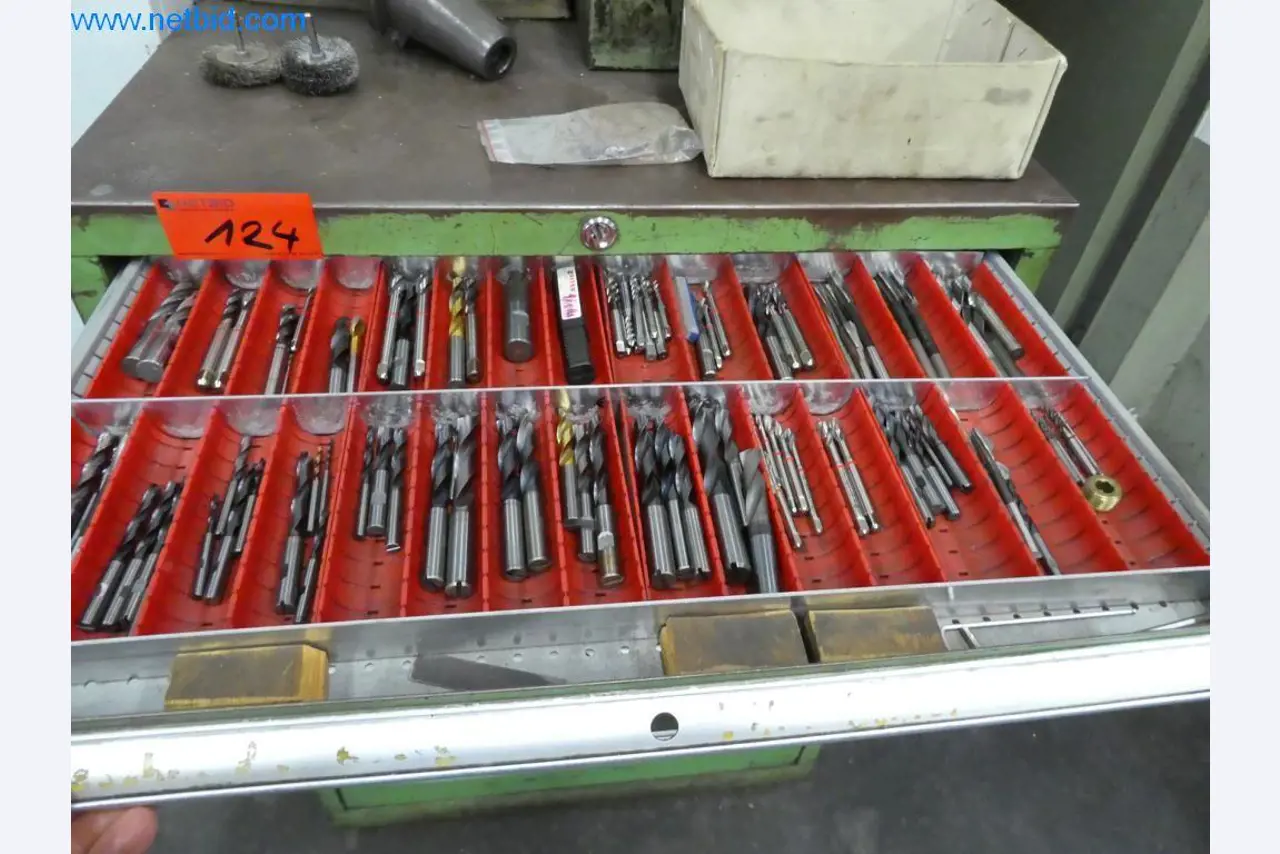 Dobro vzdrževani stroji ter delovna in pisarniška oprema iz sektorja orodjarstva/obdelave kovin-4