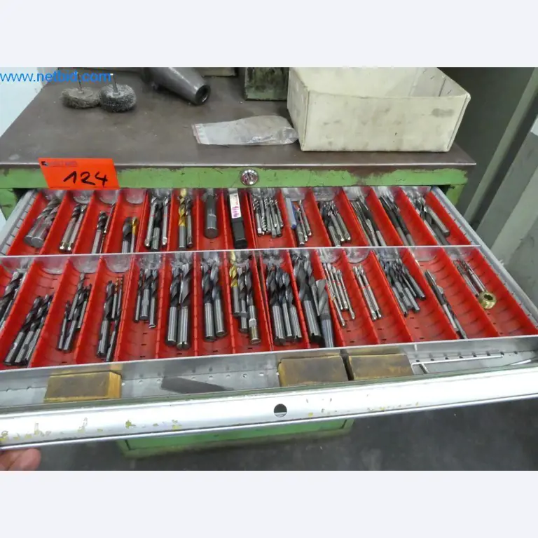 Dobro vzdrževani stroji ter delovna in pisarniška oprema iz sektorja orodjarstva/obdelave kovin-4