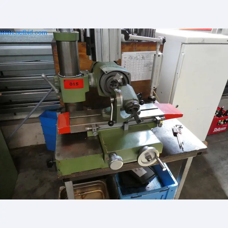 Máquinas bem conservadas, bem como equipamento operacional e de escritório do sector da fabricação de ferramentas / metalurgia-1