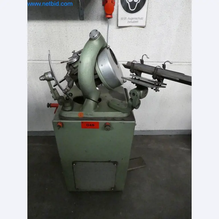 Máquinas bem conservadas, bem como equipamento operacional e de escritório do sector da fabricação de ferramentas / metalurgia-2