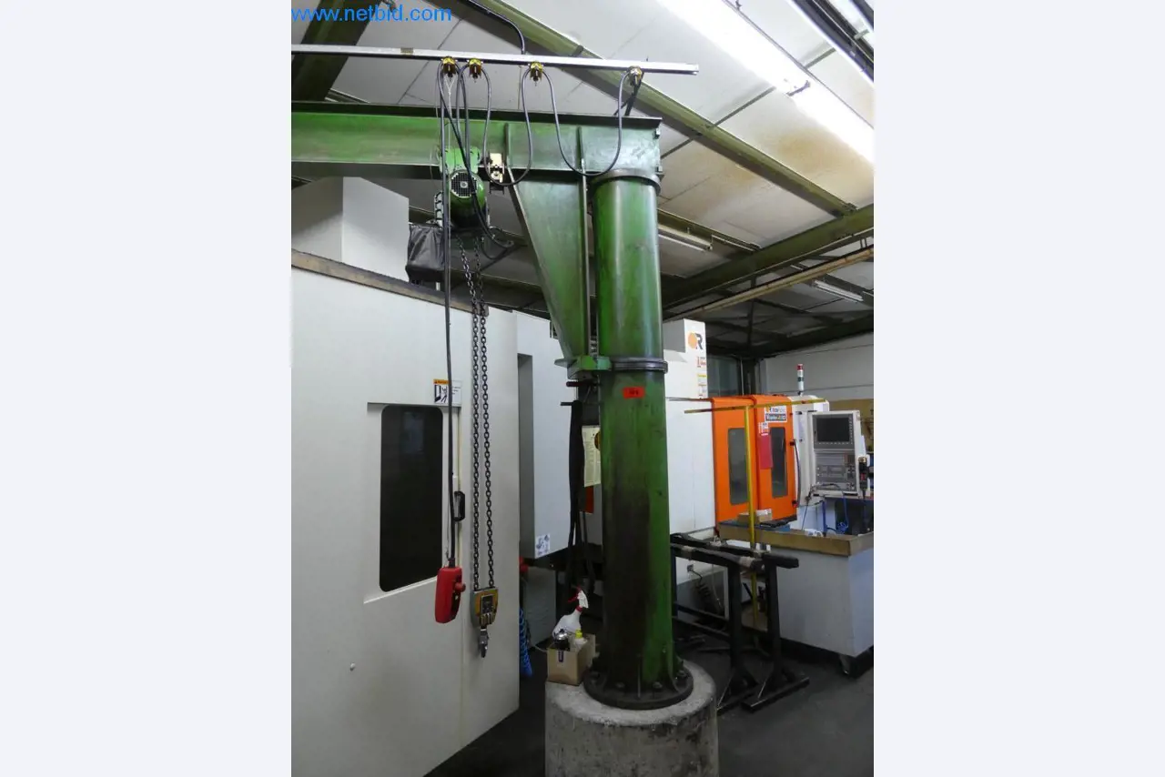 Máquinas en buen estado, así como equipos operativos y de oficina del sector de la fabricación de herramientas / metalurgia-2