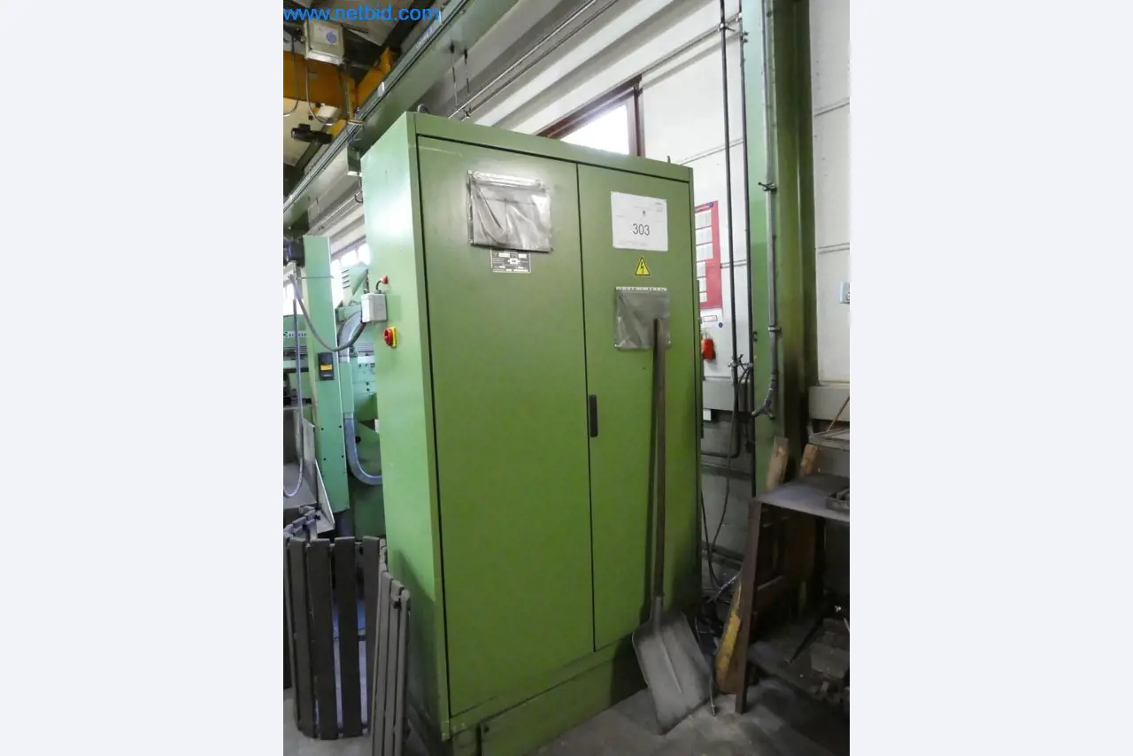 Máquinas bem conservadas, bem como equipamento operacional e de escritório do sector da fabricação de ferramentas / metalurgia-5