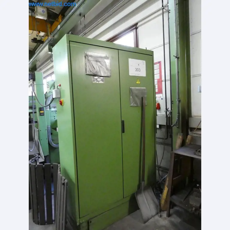 Máquinas bem conservadas, bem como equipamento operacional e de escritório do sector da fabricação de ferramentas / metalurgia-5