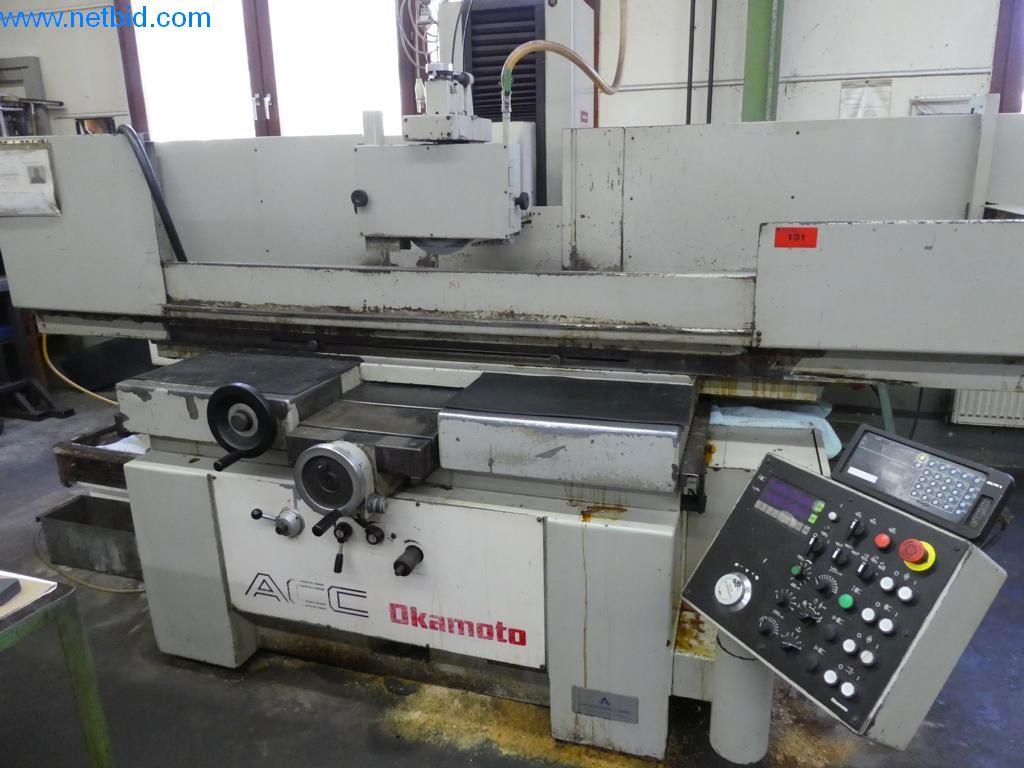 Máquinas bem conservadas, bem como equipamento operacional e de escritório do sector da fabricação de ferramentas / metalurgia-2