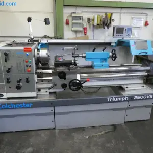 sliding and screw cutting lathe Colchester Triumpf 2500 VS