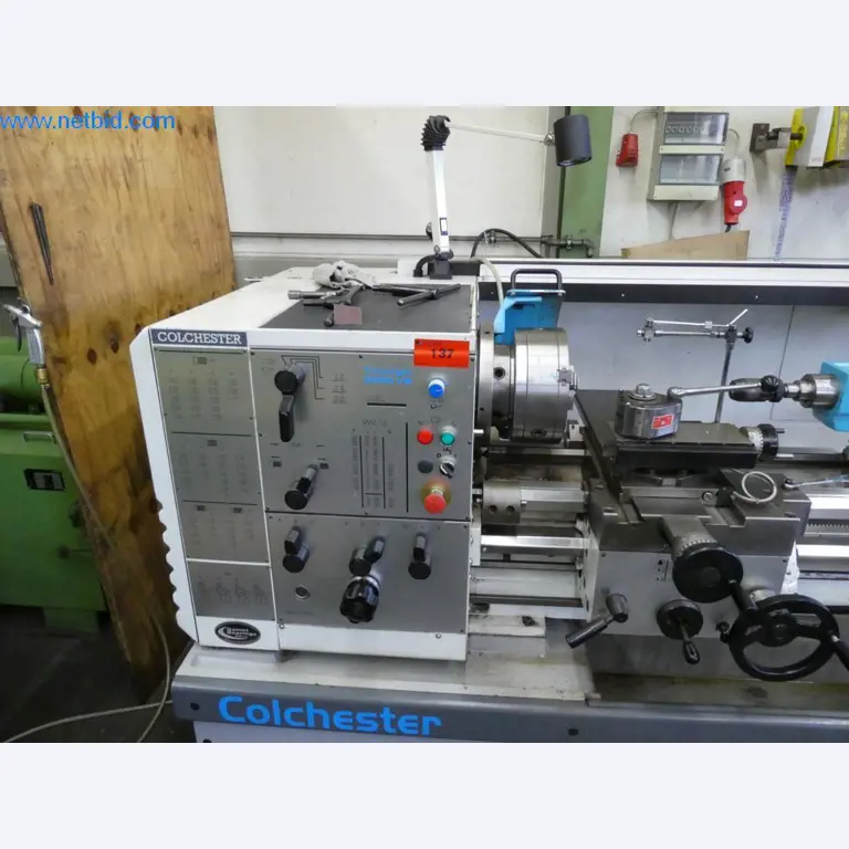 Máquinas bem conservadas, bem como equipamento operacional e de escritório do sector da fabricação de ferramentas / metalurgia-3