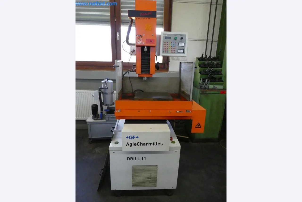 Dobře udržované stroje a provozní a kancelářské vybavení z oblasti výroby nástrojů / obrábění kovů.-1