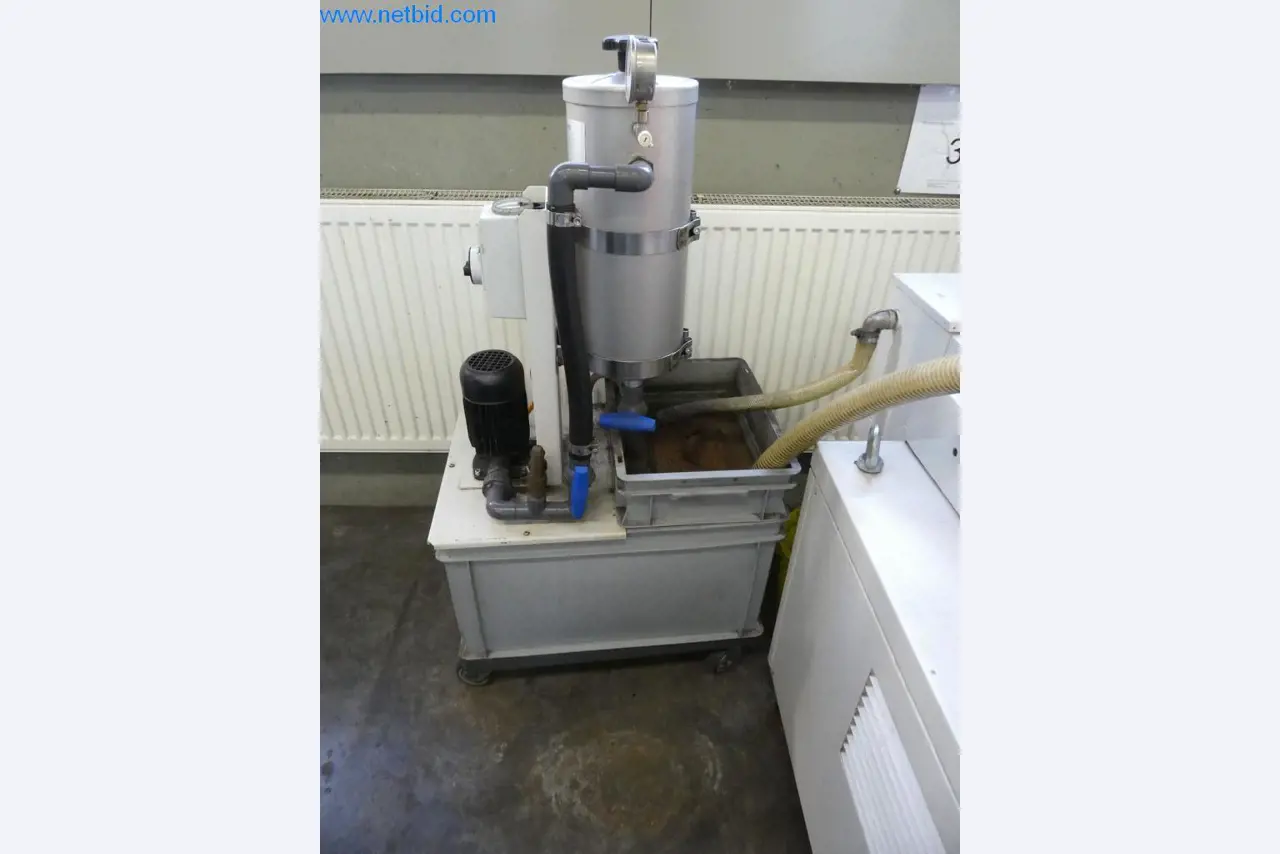 Dobře udržované stroje a provozní a kancelářské vybavení z oblasti výroby nástrojů / obrábění kovů.-6