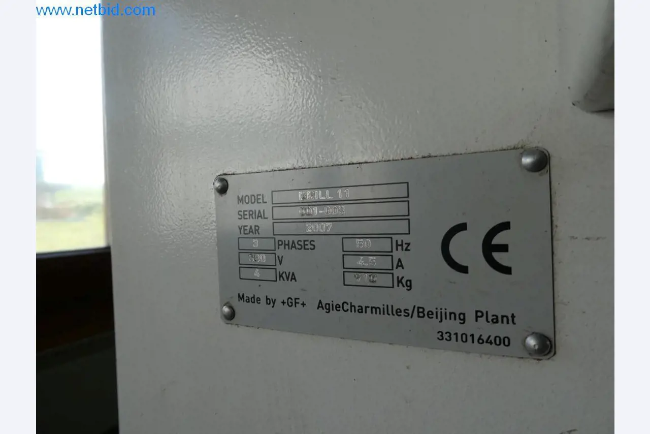 Dobře udržované stroje a provozní a kancelářské vybavení z oblasti výroby nástrojů / obrábění kovů.-7