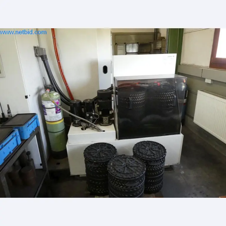 Dobře udržované stroje a provozní a kancelářské vybavení z oblasti výroby nástrojů / obrábění kovů.-7